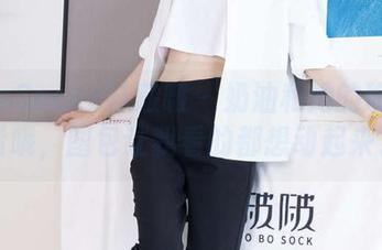 BoBoSocks袜啵啵 - 奶油和她的瑜伽不错哦，图包让我看的都想动起来了