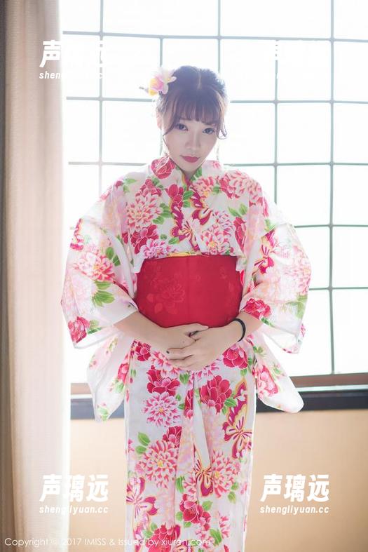 IMiss爱蜜社 - 小丽莎萌萌哒的最新图库：哇，睡衣并不只是一件衣服，是一种心态！