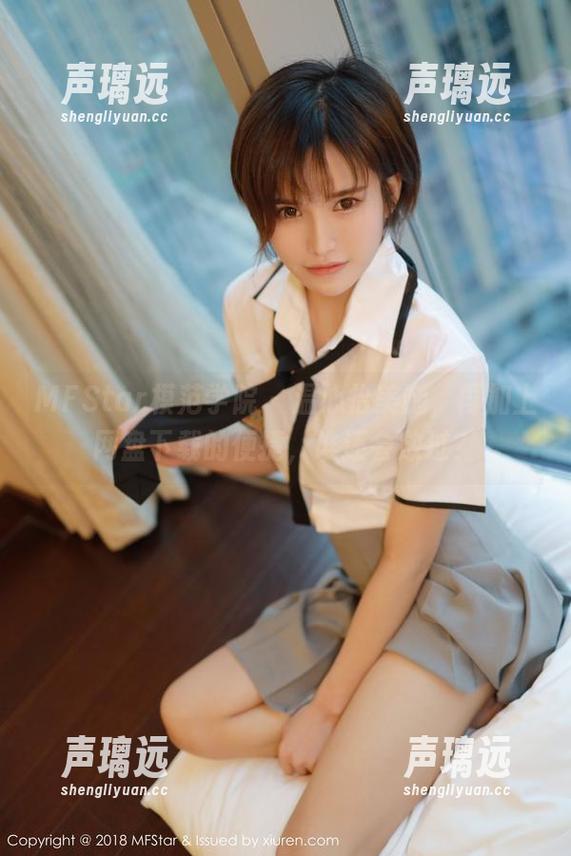 MFStar模范学院-温心怡 MFStar模范学院 - 温心怡美腿,再加上网盘下载的便捷,谁还会放过?