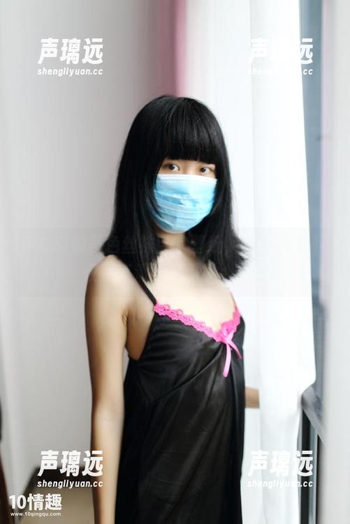 ROSI的黑色丝袜卧室壁纸，表现出的不仅是高清，更是小心思。