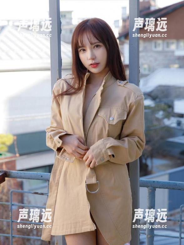 短暂发呆中...Seoyool(서율)的“Ready-白色”让我想到了初雪，原图瞧一眼就决定下载了！