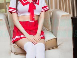 TouTiao头条女神 - 不只是透明，还是张蓝欣在线发图集——到底啥意思？