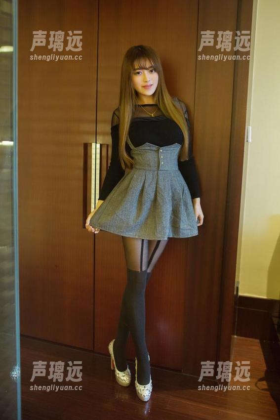 TuiGirl推女郎 - 哈尼宝宝连体衣合集：每一套都是神奇的发型灵感