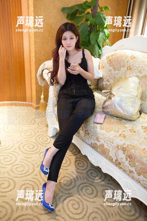 TuiGirl推女郎-艾栗栗 TuiGirl推女郎 - 艾栗栗的白裙图集:扑面而来的风,记得跟上哦