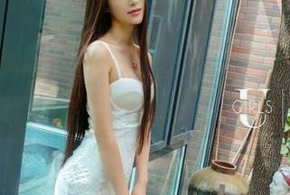 UGirls尤果网 - 图片直击！李思宁变身厨娘，难道这才是她的真爱职业？