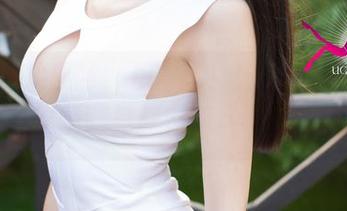 UGirls尤果网 - 厉害了！陈怡曼的“裤里丝”原图都免费？抓紧呐，限量喔