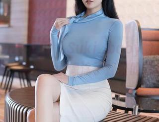 Xiuren秀人网 - Suki_baby的私房美图，油亮得就像涂了蜂蜜的肌肤