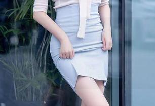 Xiuren秀人网 - 吊带穿搭指南！夏诗雯Sally最新套图，我脑海中都开始模拟试穿了，哈哈。