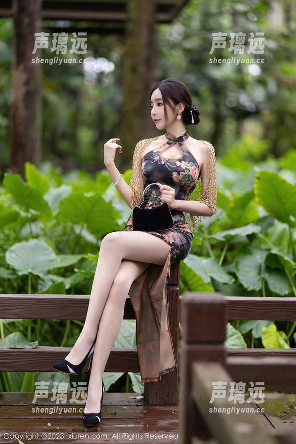 Xiuren秀人网 - 不小心看到了林文文yooki的套图，秘密隐约浮出水面哈。