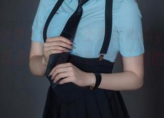 Xiuren秀人网 - 在王乔恩Abby最新的少女写真集中，竟然有种说不出的错乱感呐