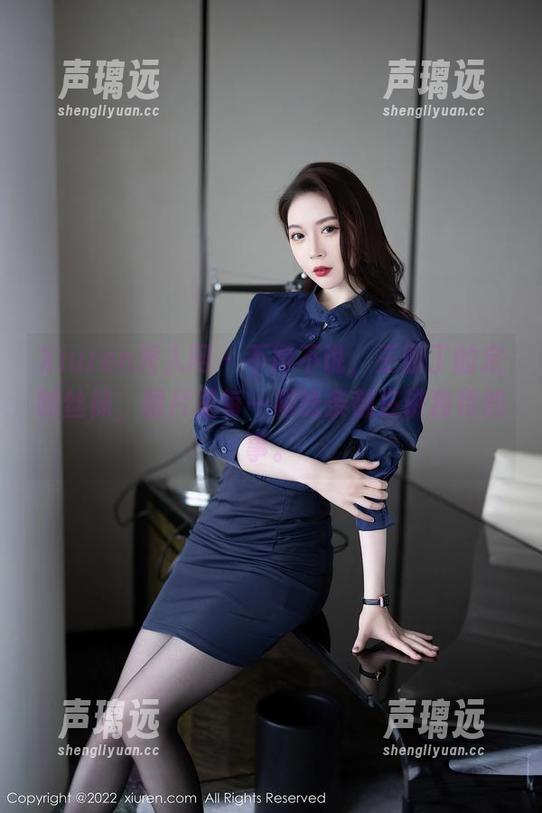 Xiuren秀人网 - 不得不说，王俪丁的定制丝袜，图片里每一根线条都在讲独特的事。