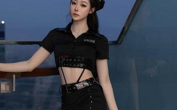 Xiuren秀人网 - 当“舌尖上的菊花ace”遇上办公室：图包里的每日冒险记