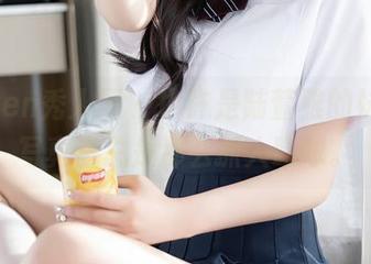 Xiuren秀人网 - 也许是陆萱雅的妹妹，写真里总是那么抓人眼球。