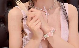 这些黑色美图是干啥的，私拍界的Yiko湿润兔是不是在暗示些什么？
