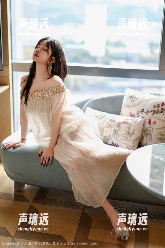 YouMi尤蜜荟 - laura阿姣的婚纱写真，完全就像是为了一场线路图而展开的通往美丽的冒险，疯得恰到好处。