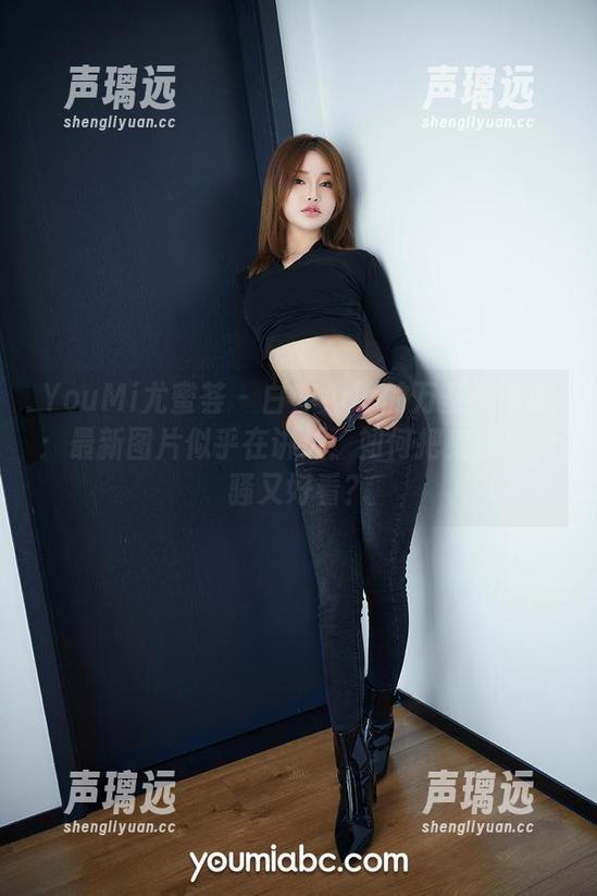 YouMi尤蜜荟-白亦Ada YouMi尤蜜荟 - 白亦Ada的万圣节阅读:最新图片似乎在讲述:如何把鬼装得风骚又好看?