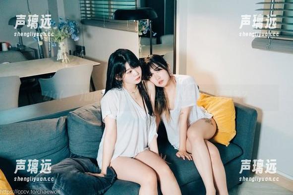 Zia(지아)的图库更新：职业装也能穿出别样精彩？