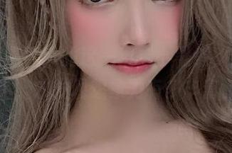 一千只猫薄禾的这一组，小黑塔，原图看完，才发现想象力有多丰富。