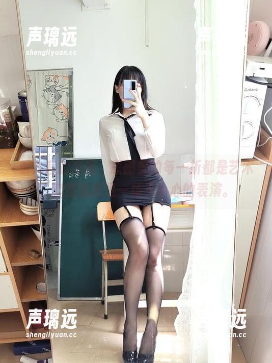 看九言的和服，原图里的每一折都是艺术，套图就像是一场不小心的表演。