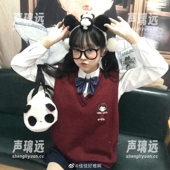 佳佳酱ovo 佳佳酱ovo就是要让法式猫耳娘带你超越常规的cos思维!