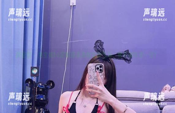 微密圈 - 兔宝妮to定制图集里的女神气场，恨不得也变一变！