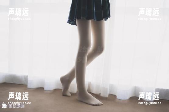 “兔玩映画”出品的橘黄色头发合集，刚点开网盘就想问这发色到底有多少款，撩啊！