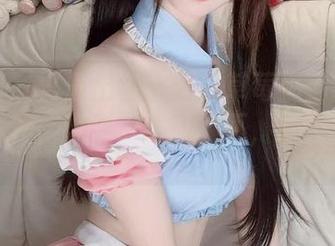 微密圈 - 紧急出售十万口草莓粥粥的白裙高清写真，谁要？心动？不，我是说触动。