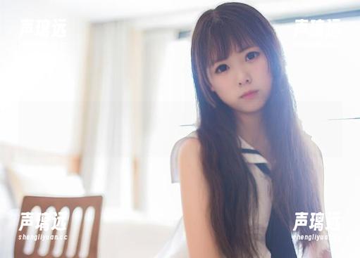 向小圆的办公室写真集，资源用到位，就看你有没有耐心停下来欣赏。
