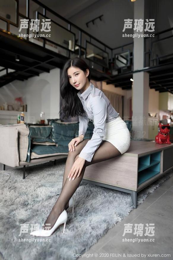 嗲囡囡 - 最新合集！Emily尹菲丝袜的诱惑，是让人想停留还是不敢直视？