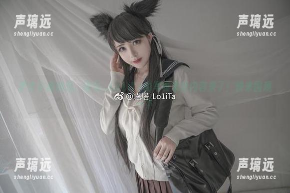 护士小道消息，塔塔_Lo1iTa的写真集新内容来了！快来围观一下