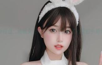 最新图册：瞧瞧女主K如何用内衣释放心灵的小确幸。