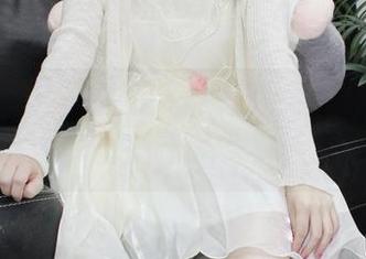 小众视觉 - 一张又一张高清照片里的艾迪妹妹，似乎在诉说着什么？