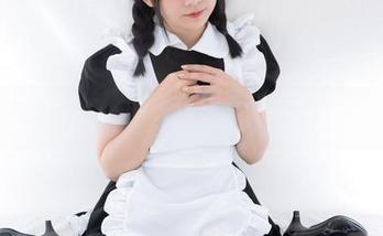 少女秩序的白丝梦境图集，粉裙包邮吗？
