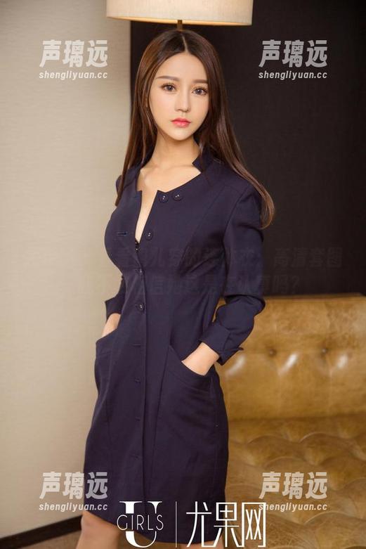 尤果网 - 看看蜜儿穿的连体衣：高清套图，我不敢相信她这是在认真吗？
