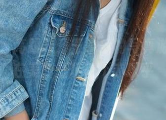 推女郎 - 高跟鞋：王馨瑶的写真游戏，她在美图里玩得不亦乐乎