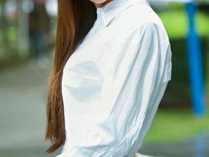 推女郎 - 谭冰推出新图包，旗袍扮演大师教你如何优雅摔倒！