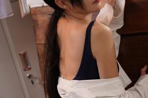 让无影喵喵Ghost的教室写真带你一秒回到学生时代！
