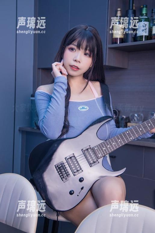 大家快来瞧瞧，定制的“无颜小天使wy”在水里，竟然能泳出艺术感！