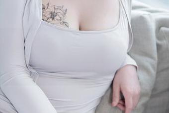 就问，谁能抵挡“星澜想来杯珍珠奶茶”这内衣合集带来的视觉炸弹？