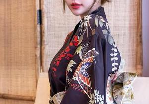 星颜社 - 论刘钰儿在私房黑色美图中的后知后觉，情绪在不同调间起起伏伏。