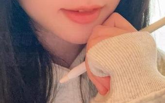 是一只废喵了的长腿图集，高清过后我只能怀疑是不是有魔法，让腿这么吸引。