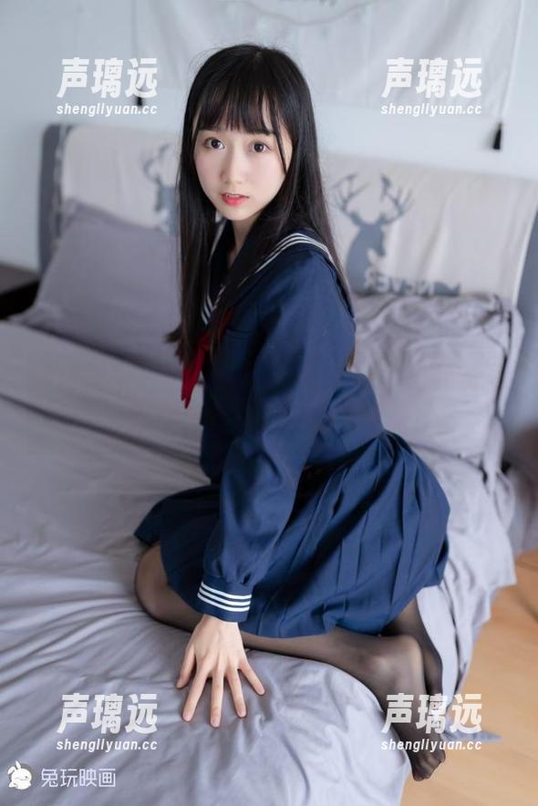 谁说居家一定无聊？木绵绵OwO的免费写真教你怎么“窝”出风采来！