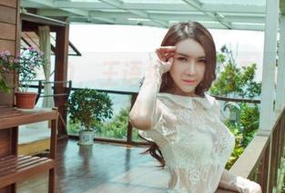 果团网 - 好的，王语纯的自拍照片，我到底是存图还是瞻仰