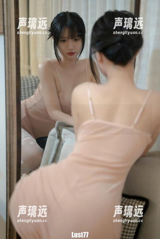 柒柒不可爱制服精选，里面的每一张都是毫不讲理的诱惑。
