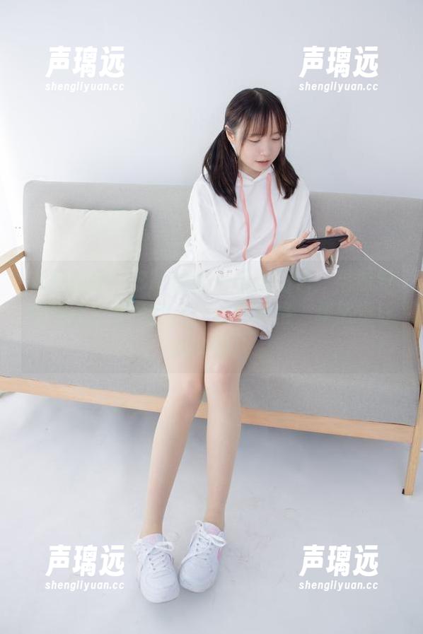森萝财团-Sia 森萝财团 - Sia的黑色精选图包:当时觉得她能把黑色穿出自己的风格,果然没让我失望!