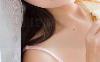 波萝社 - 王语纯空姐日常，在线忘我，美图好美，真想藏进手机里。