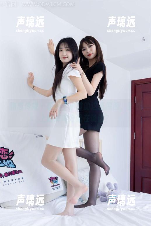 物恋传媒-小竹 物恋传媒 - 哎呀,小竹的这张原图,壁纸上的蝉鸣好像在说话?