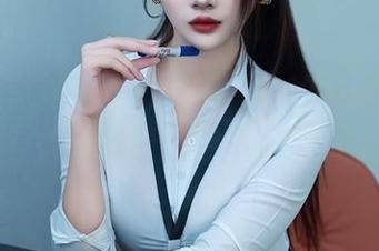 秀人网 - 这就是姚若兮vay的最新套装合集，时髦的停不下来。