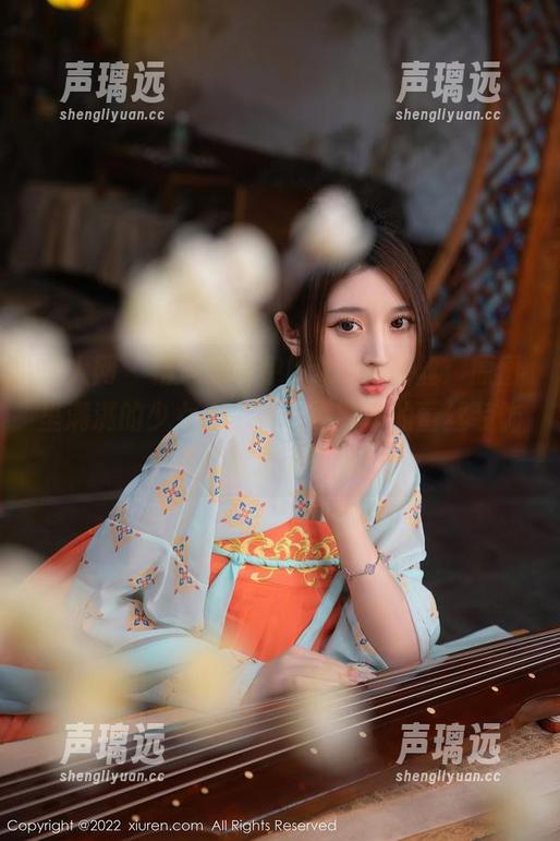 秀人网 - 精选沫晓伊baby的蕾丝：原图里满满的少女心，哦，那简单的蕾丝装饰居然能撩动灵魂！