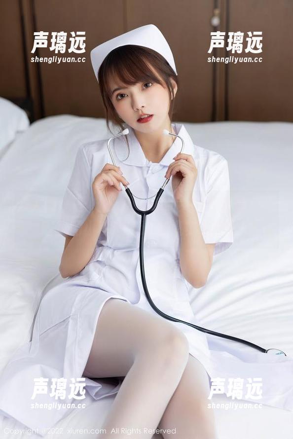秀人网 - 王婉悠Queen的女友写真集，原图里的小秘密，让人想多看几眼！